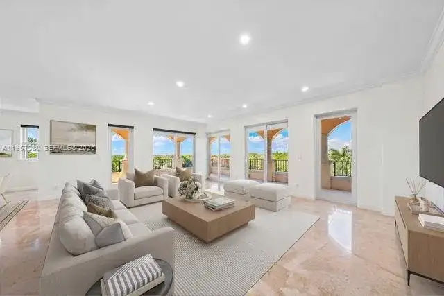 13633 Deering Bay Dr # 256, Coral Gables FL 33158