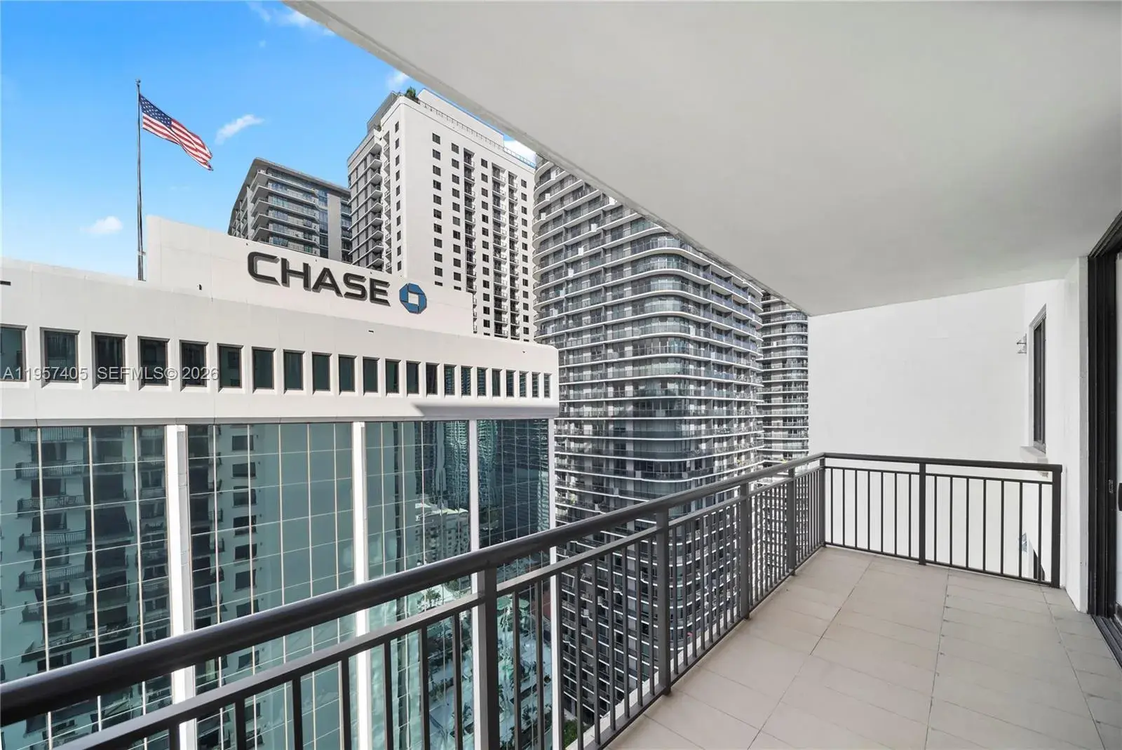 999 SW 1st Ave # 2915, Miami FL 33130 photo 3