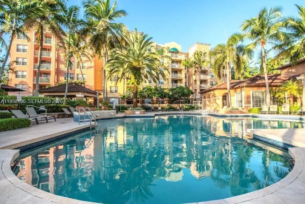 19555 E Country Club Dr # 8108, Aventura FL 33180