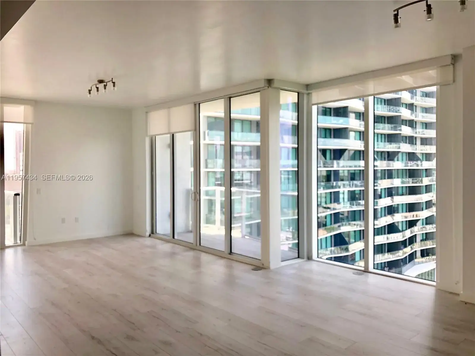 601 NE 27TH ST # 801, Miami FL 33137 photo 5