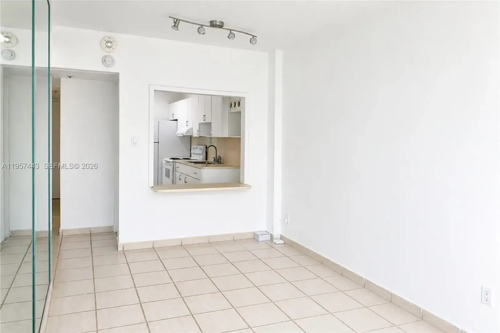 100 Lincoln Rd # 732, Miami Beach FL 33139 photo 3