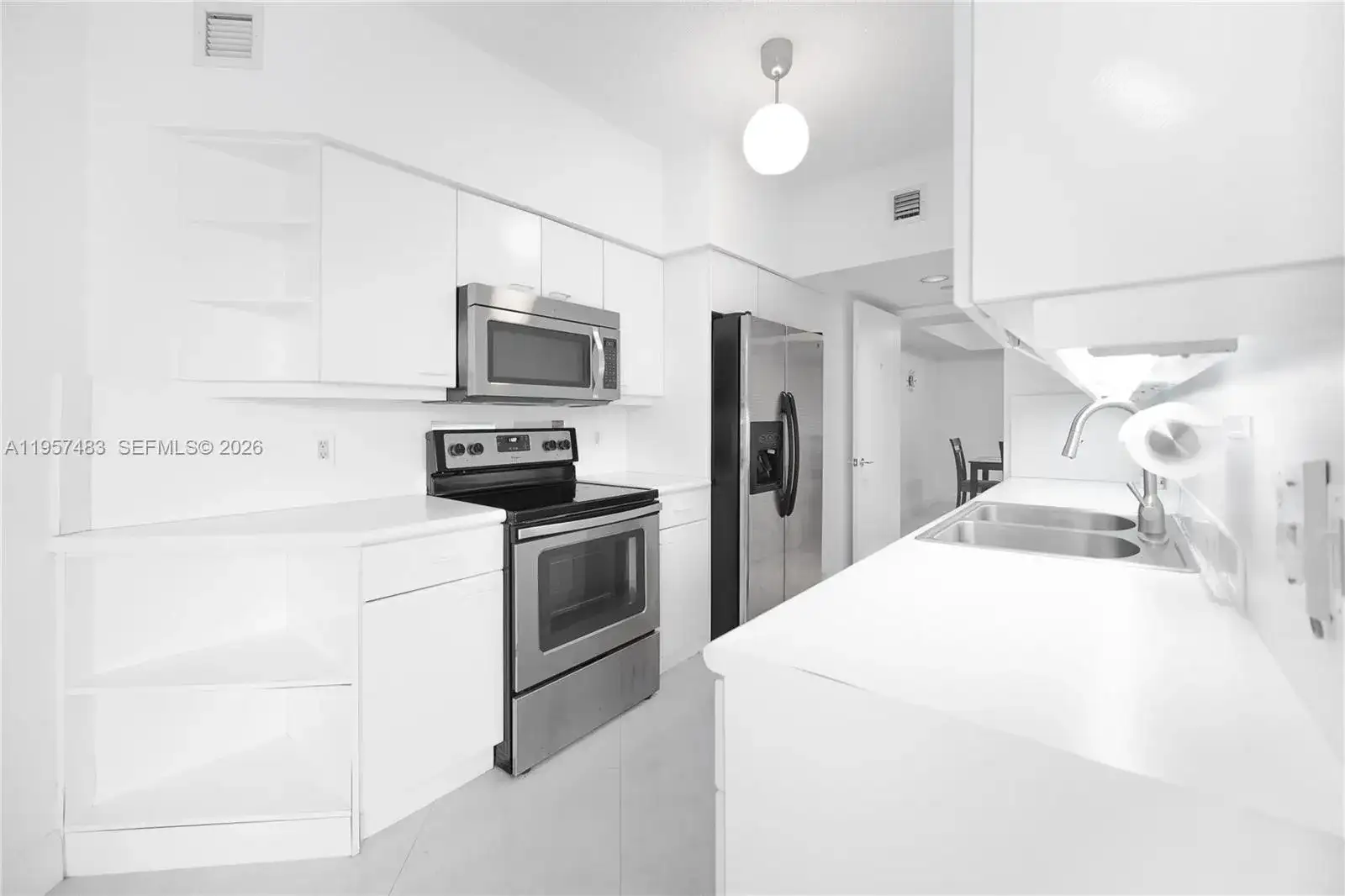 16445 Collins Ave # 222, Sunny Isles Beach FL 33160 photo 2