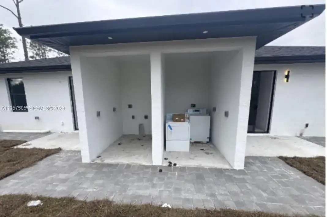 317-319 URBANA ST, Other City - In The State Of Florida FL 33974 photo 5