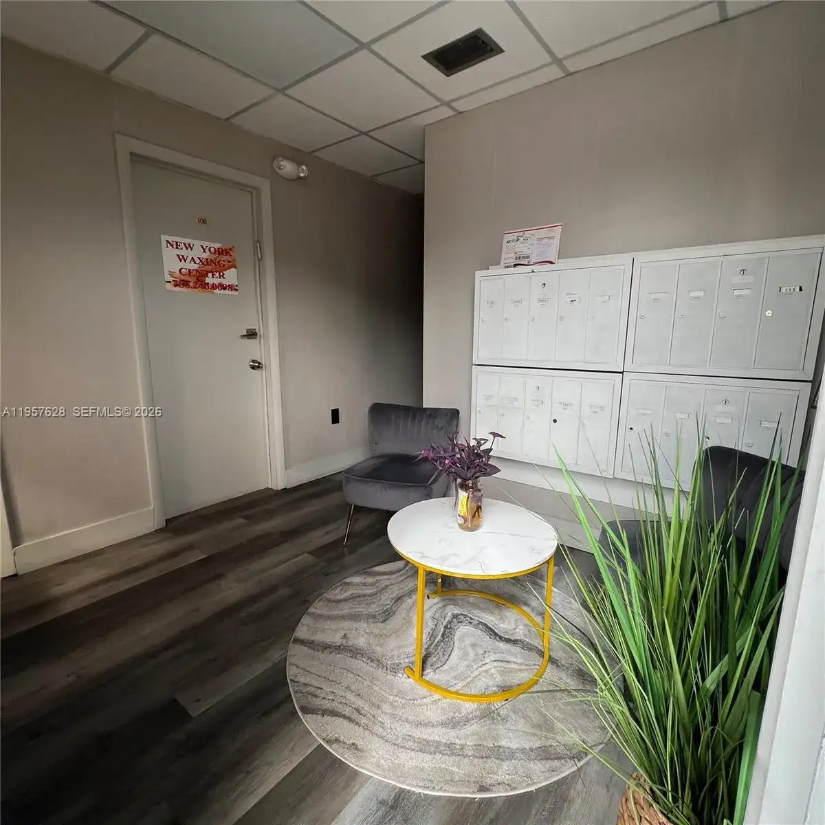 1799 NE 164th St, North Miami Beach FL 33162 photo 2