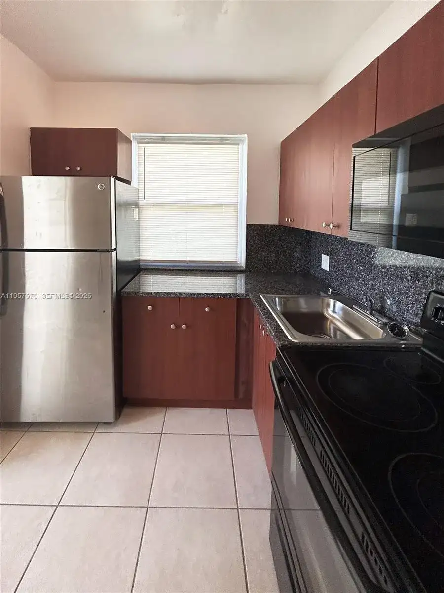 667 NE 86th St # A, Miami FL 33138 photo 3