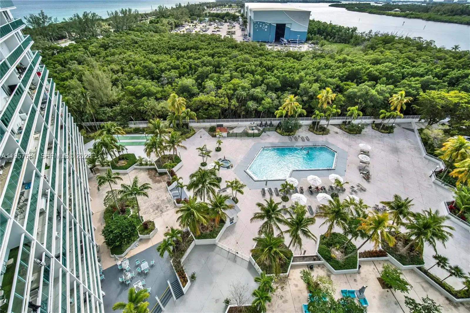 100 S Bayview Dr # 1222, Sunny Isles Beach FL 33160 photo 4