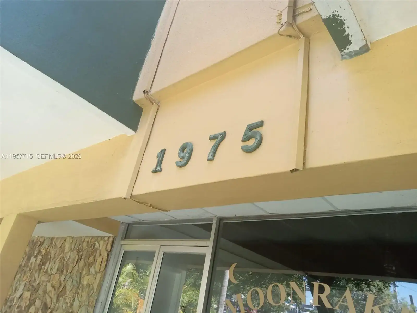1975 NE 135th St # 3C, North Miami FL 33181 photo 2