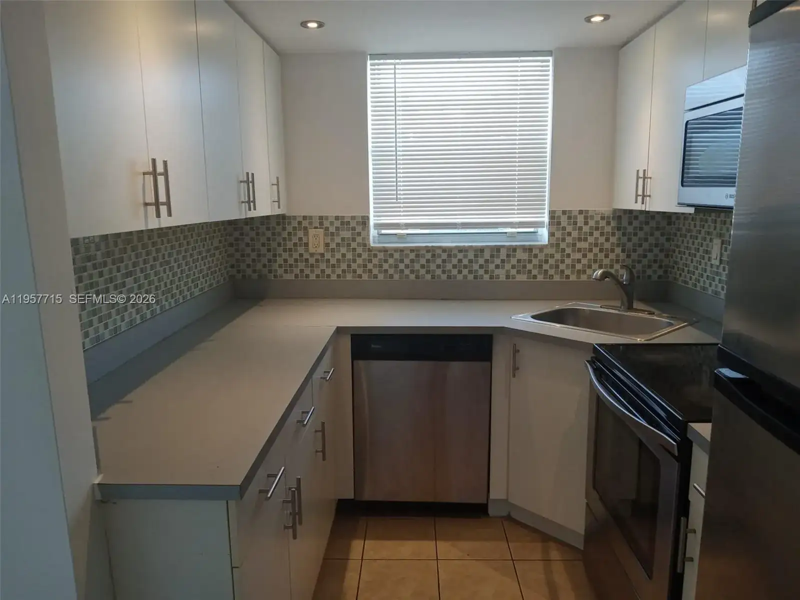 1975 NE 135th St # 3C, North Miami FL 33181 photo 5