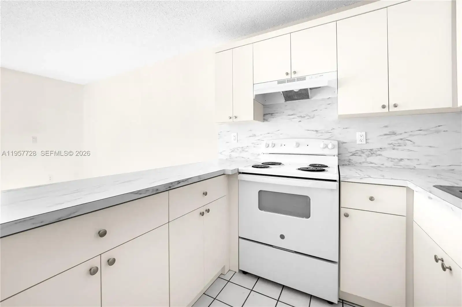 7805 SW 152nd Ave # 0, Miami FL 33193 photo 3