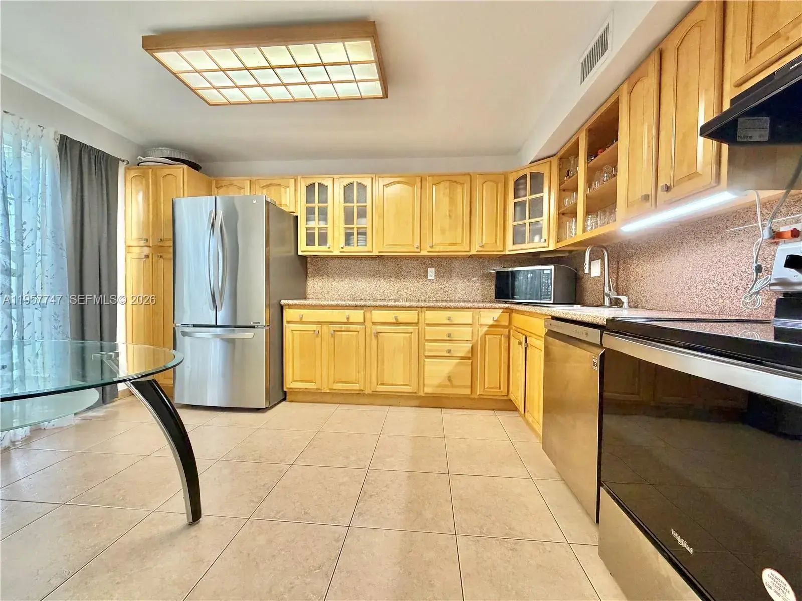 2203 NE 7th St # 14, Hallandale Beach FL 33009