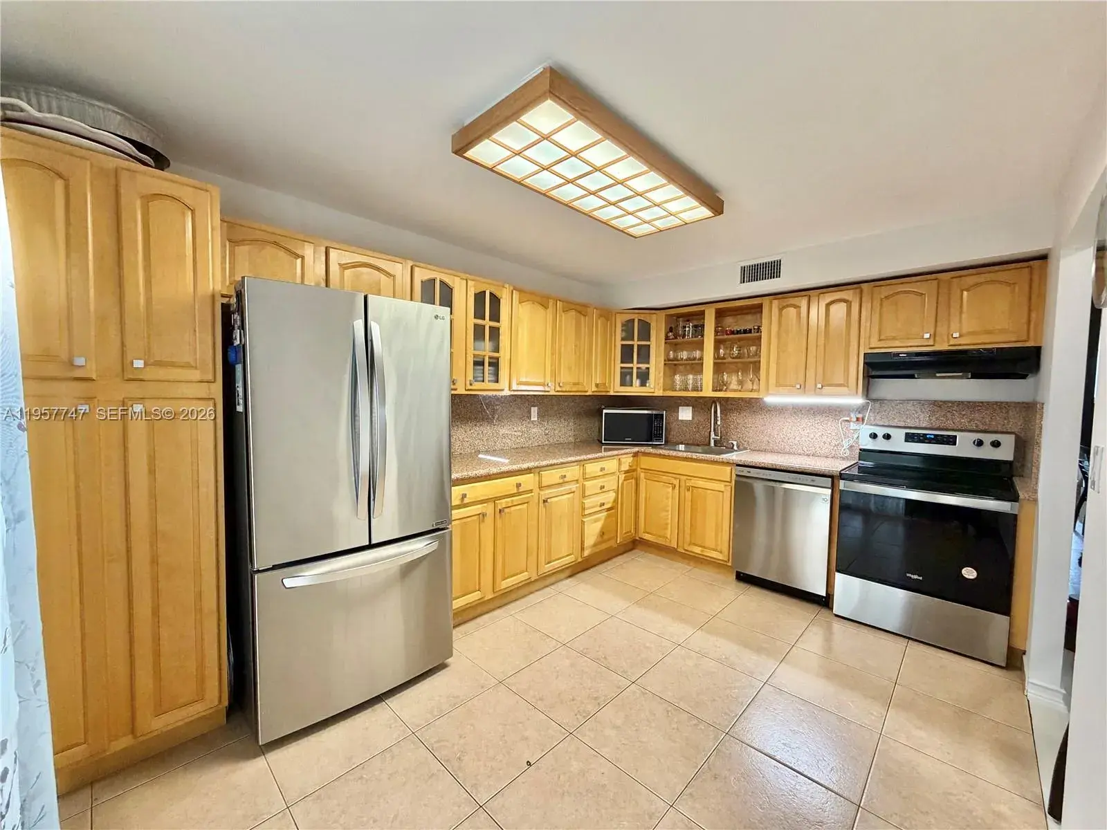 2203 NE 7th St # 14, Hallandale Beach FL 33009