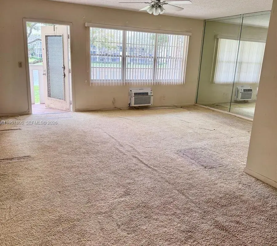 272 Dorset # G, Boca Raton FL 33434