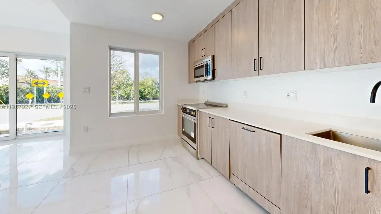 13828 SW 262nd St, Homestead FL 33032 photo 2