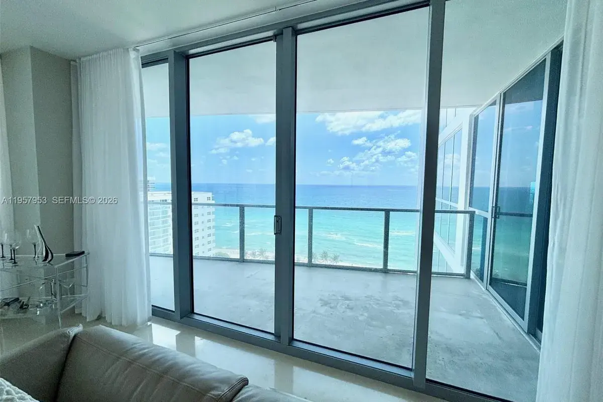 3101 S Ocean Dr # 1701, Hollywood FL 33019