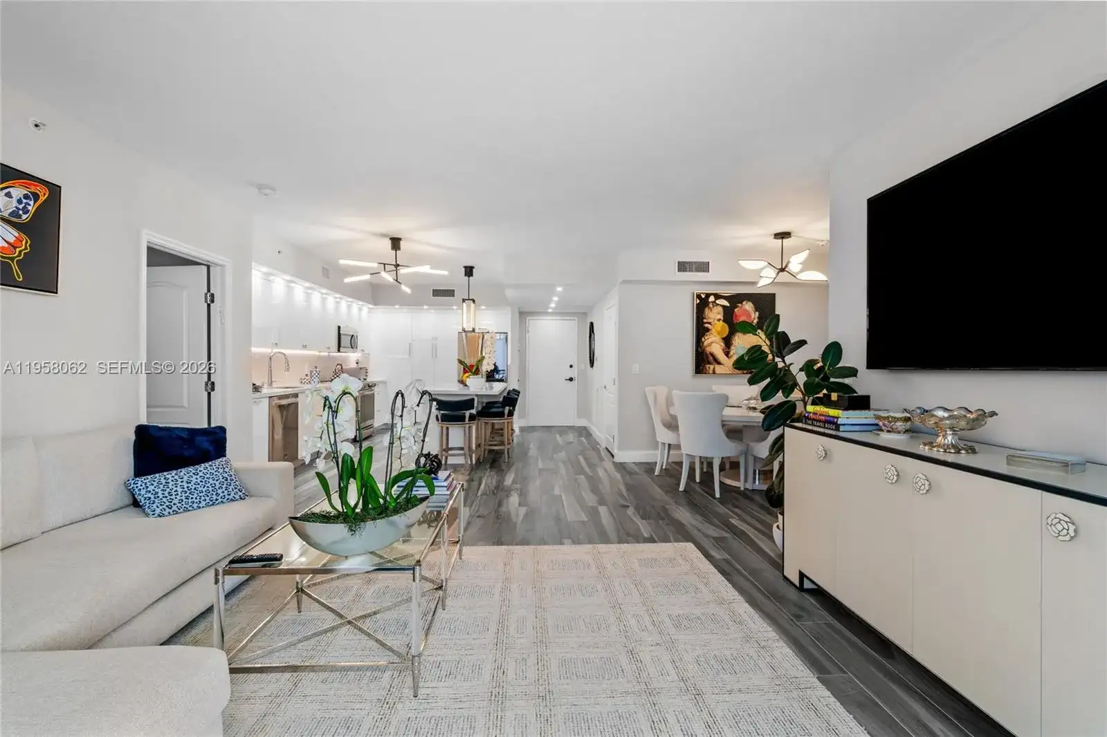 17555 Atlantic Blvd, Sunny Isles Beach FL 33160 photo 2