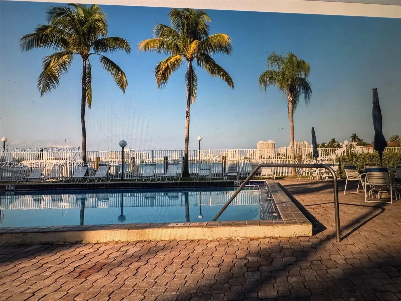 2821 N Miami Beach Blvd # 2I, North Miami Beach FL 33160 photo 3