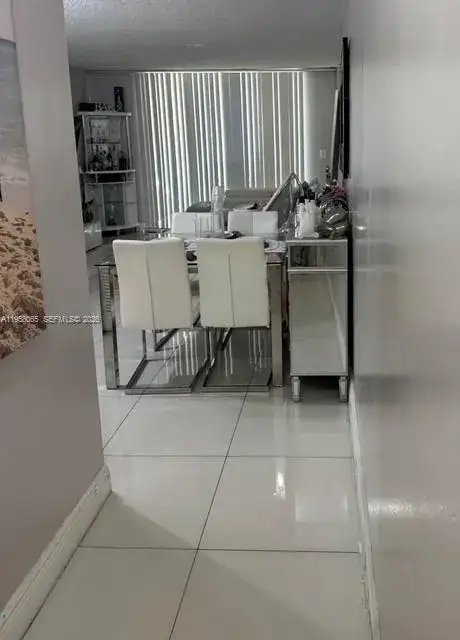 2821 N Miami Beach Blvd # 2I, North Miami Beach FL 33160 photo 4