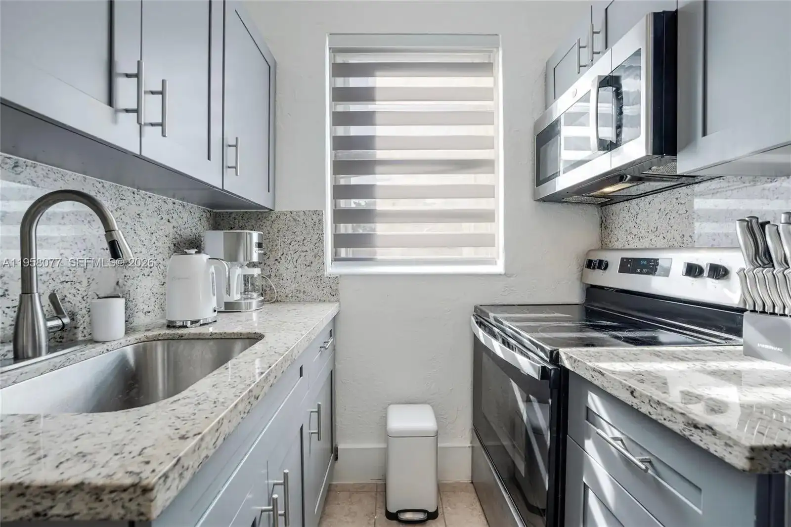 301 SW 10th Ave # 8, Miami FL 33130 photo 3