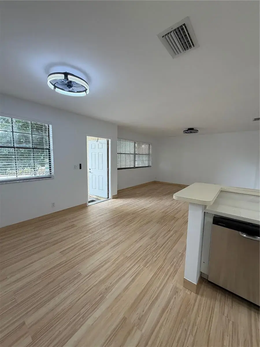 2846 Coral Springs Dr # 2846, Coral Springs FL 33065