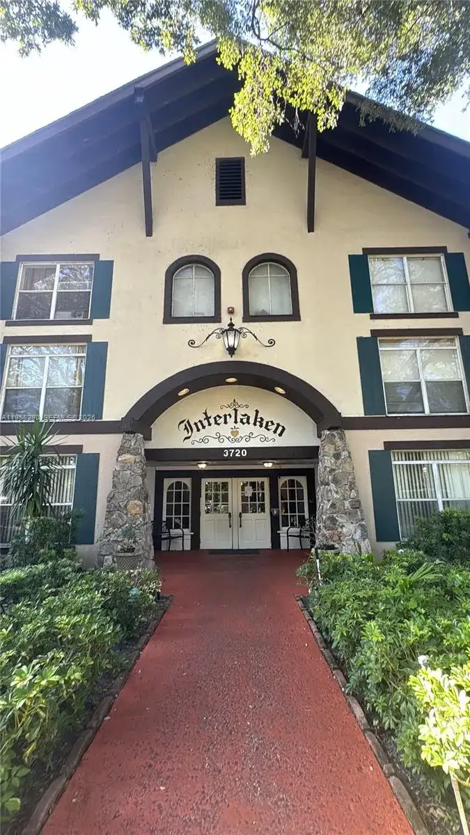 3720 Inverrary Dr # 2S, Lauderhill FL 33319 photo 2