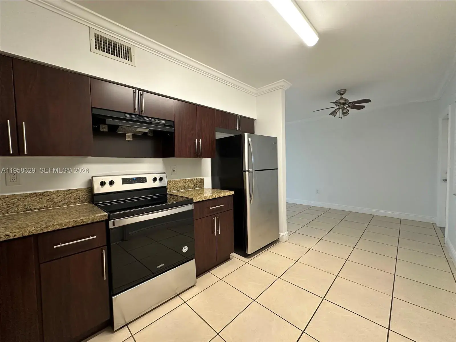 2536 Van Buren St # 2B, Hollywood FL 33020