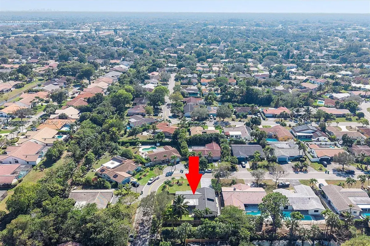 7501 NW 42nd St, Coral Springs FL 33065