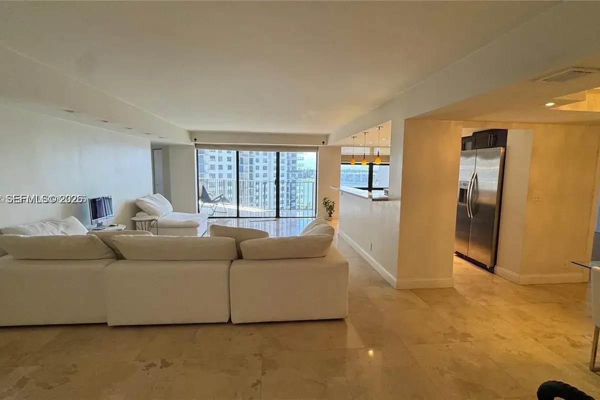 18181 NE 31st Ct # 1009, Aventura FL 33160