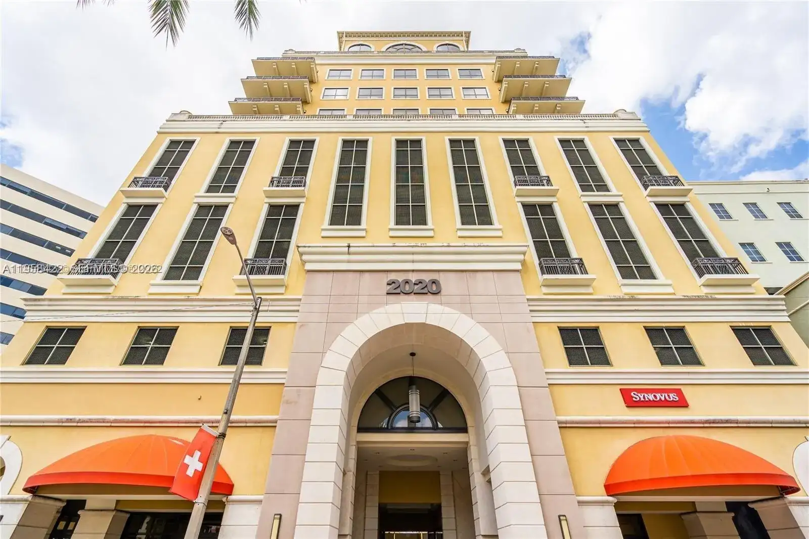2020 Ponce De Leon Blvd # 1007, Coral Gables FL 33134 photo 2