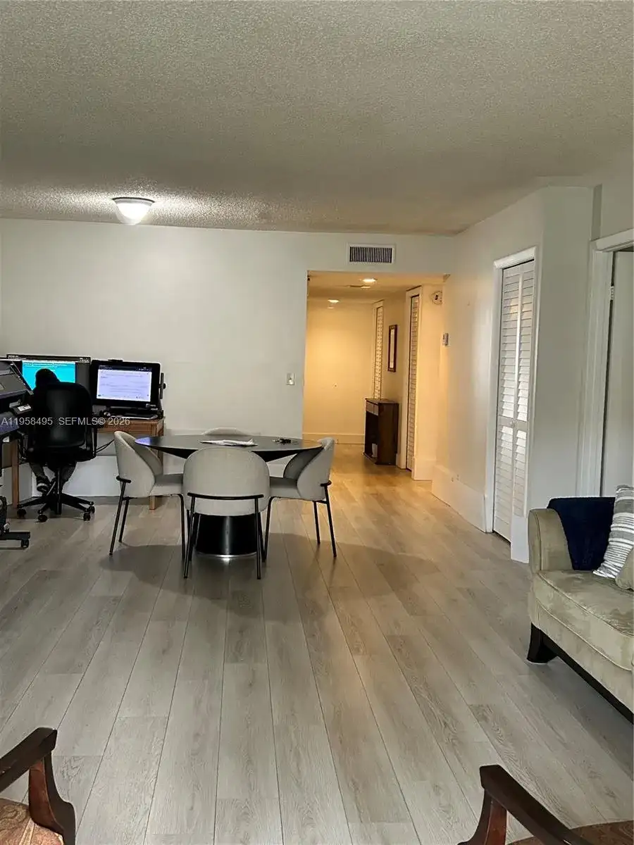 16441 Blatt Blvd # 102, Weston FL 33326 photo 4