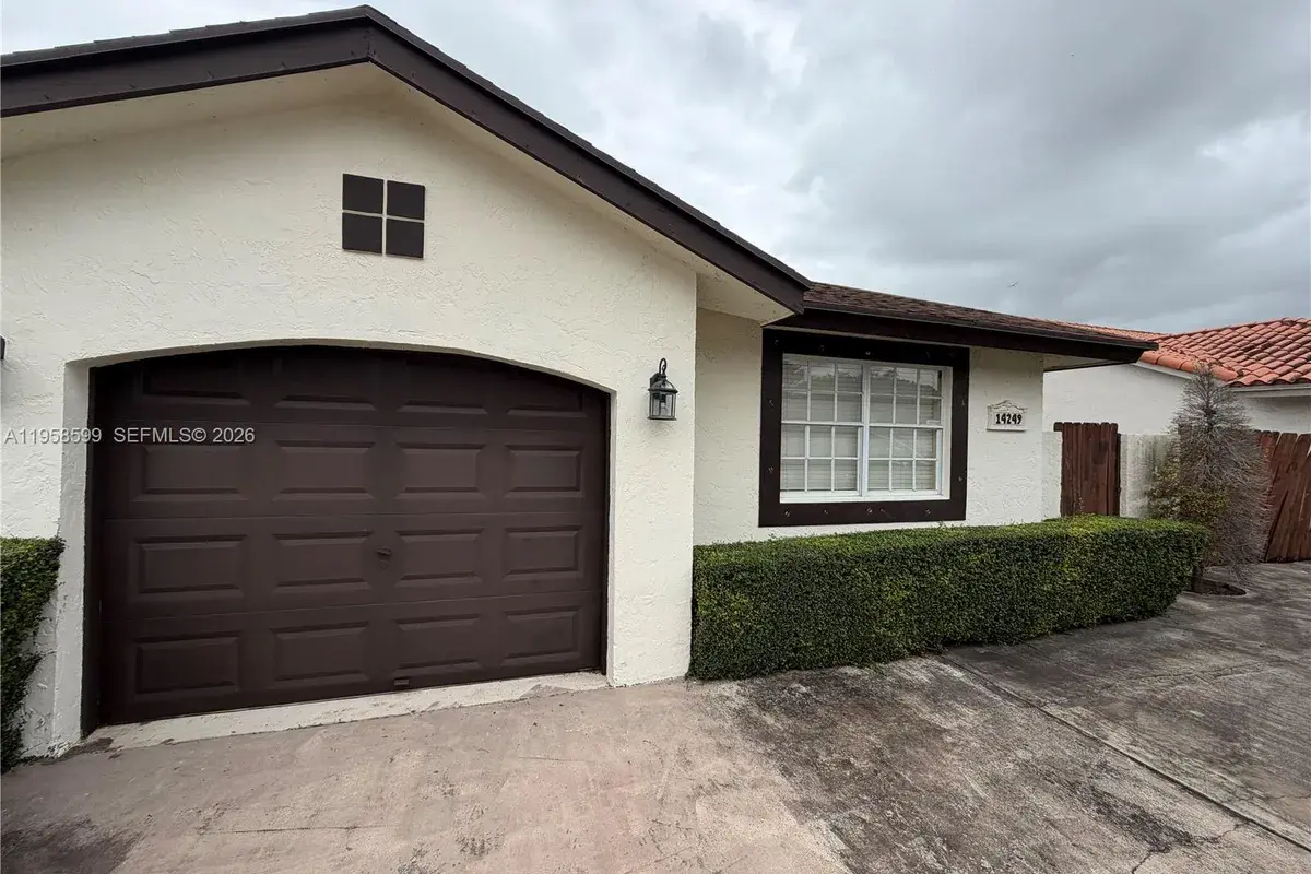 14249 SW 103rd Ter, Miami FL 33186