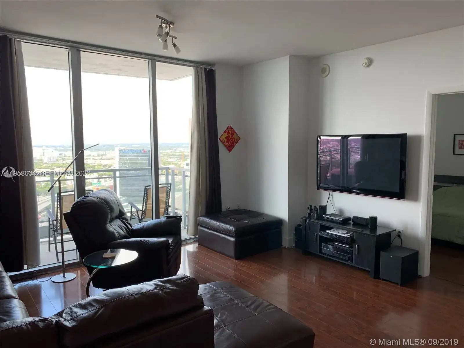 90 SW 3rd St # 4008, Miami FL 33130 photo 3