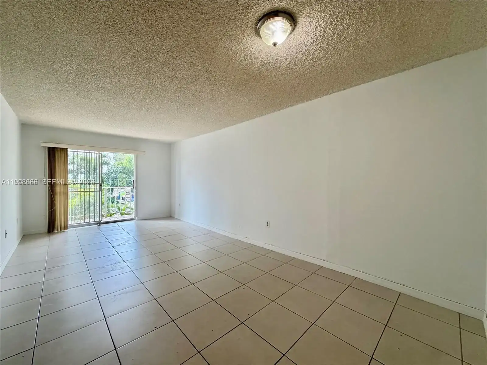 901 SW 37th Ave # 25, Miami FL 33135 photo 2
