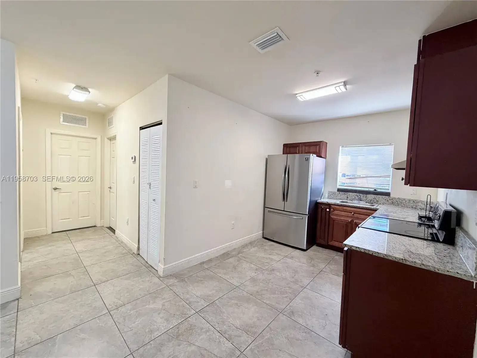 1830 nw 1st # 3, Miami FL 33125 photo 2
