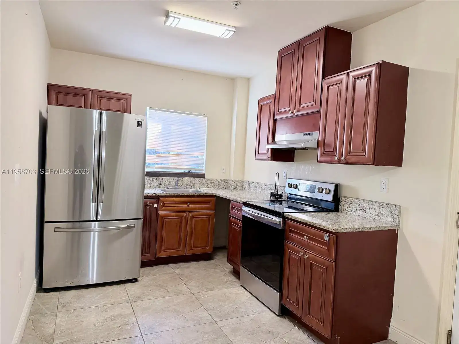 1830 nw 1st # 3, Miami FL 33125 photo 3