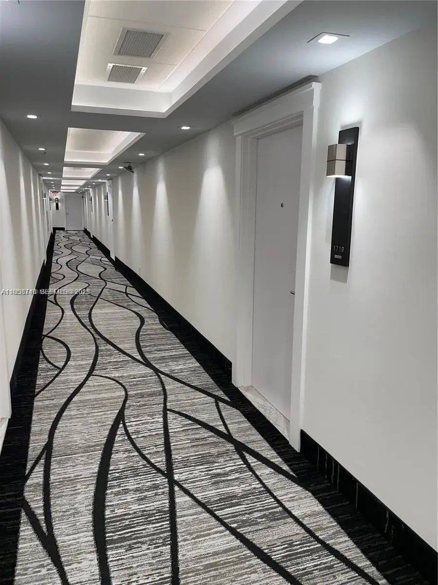 3180 S Ocean Dr # 1602, Hallandale Beach FL 33009