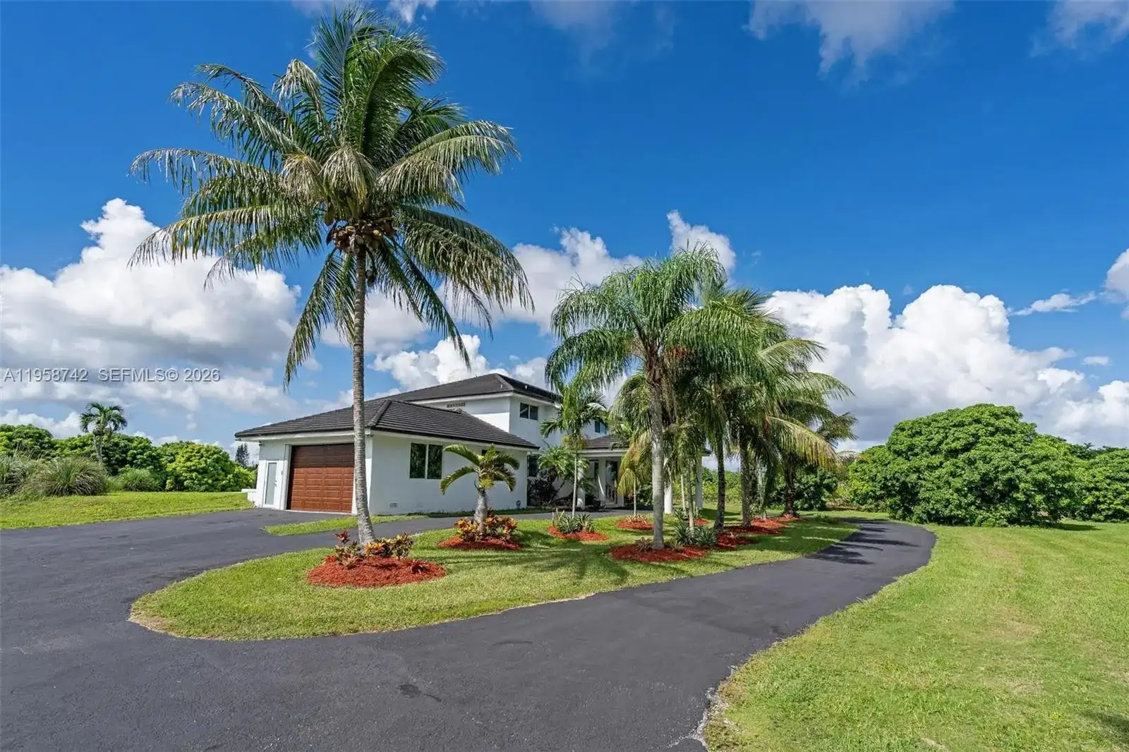 20520 SW 190th St, Unincorporated Dade County FL 33187