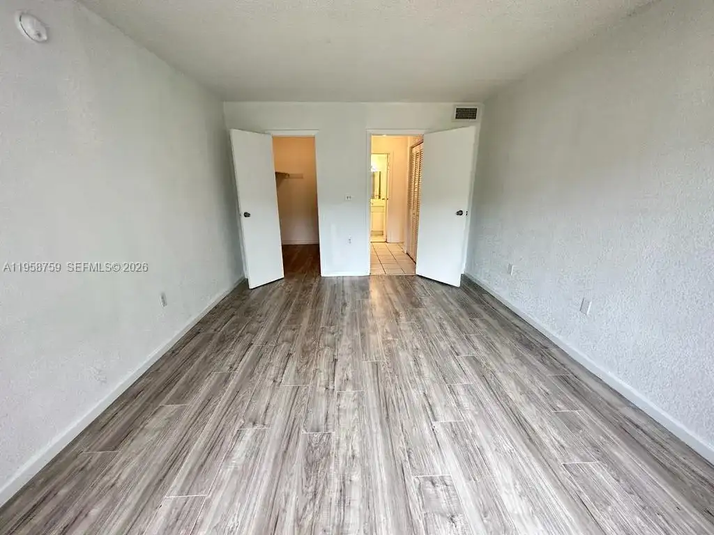 505 NW 177th St # 111, Miami Gardens FL 33169 photo 4