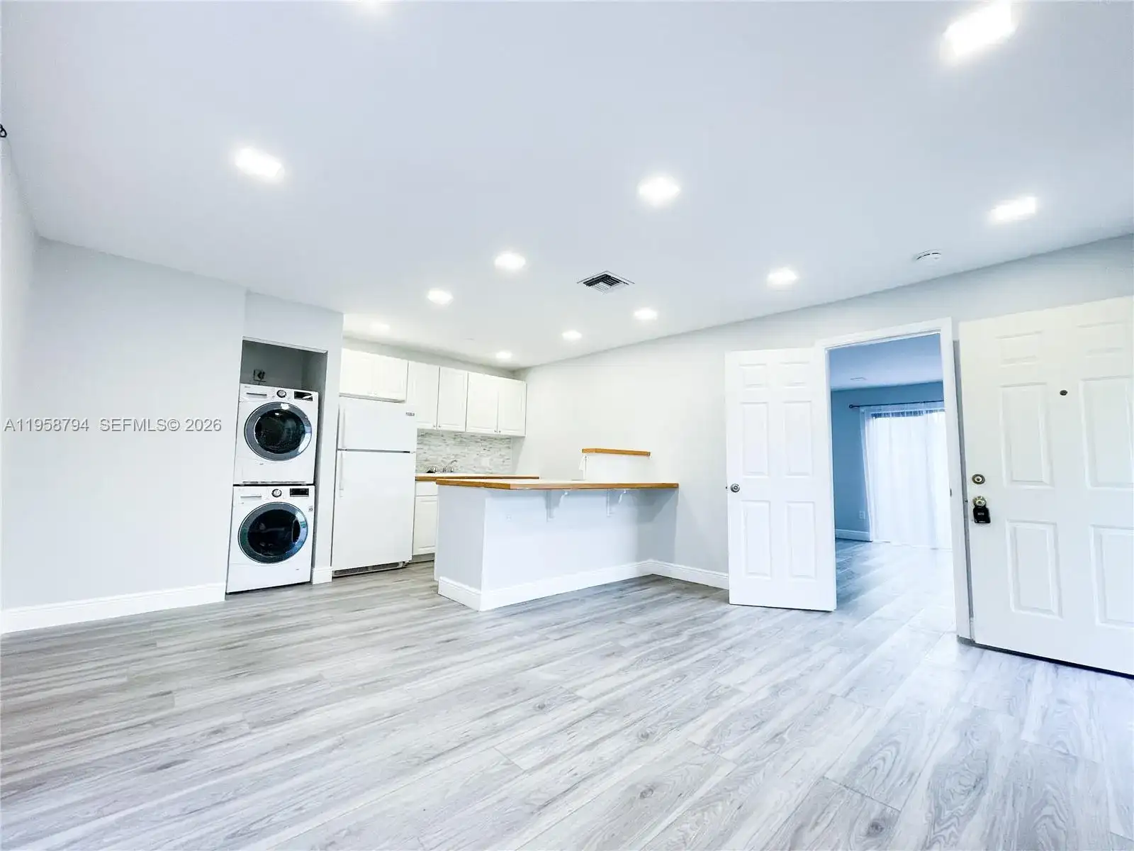 1826 My Place, West Palm Beach FL 33417 photo 3