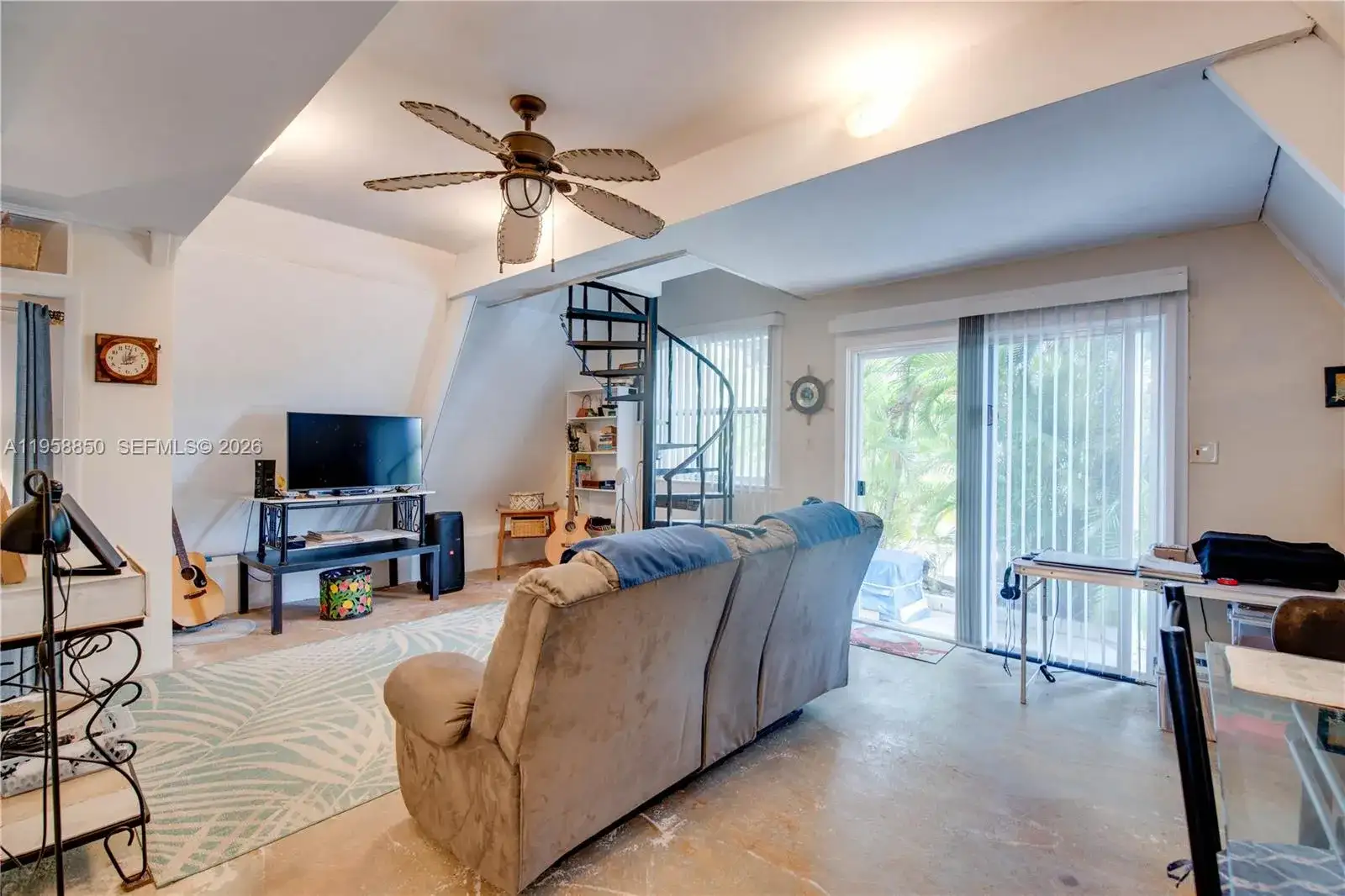 31033 Hibiscus Dr, Big Pine FL 33043 photo 4