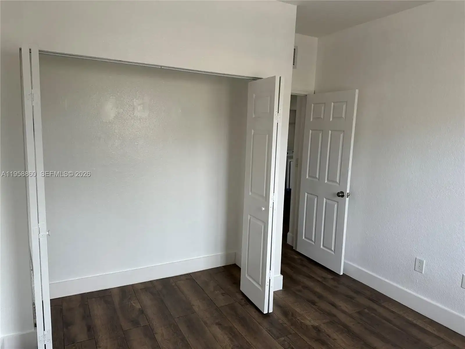 4176 NE 9th St, Homestead FL 33033 photo 5