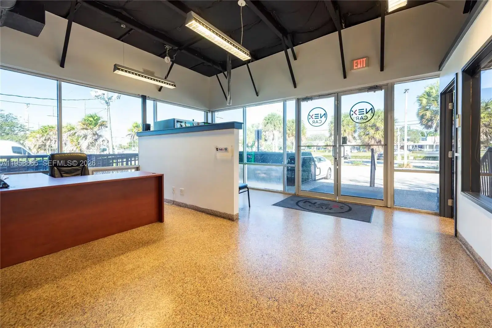2980 W Oakland Park Blvd, Oakland Park FL 33311 photo 4