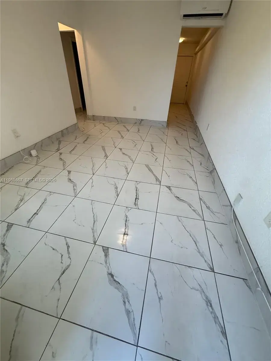 1652 Madison St # 7, Hollywood FL 33020