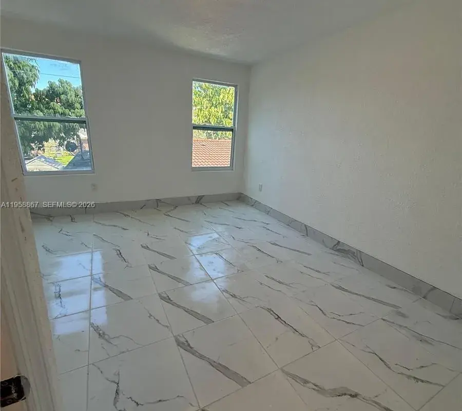 1652 Madison St # 7, Hollywood FL 33020