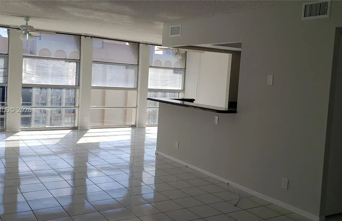 851 Three Islands Blvd # 502, Hallandale Beach FL 33009