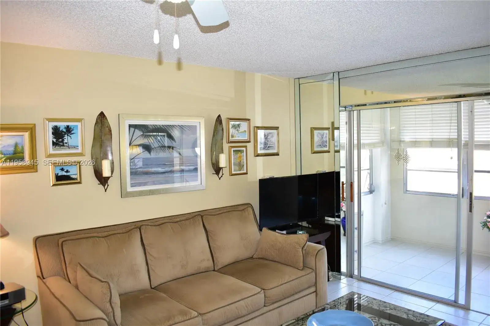 9801 Sunrise Lakes Blvd # 301, Sunrise FL 33322 photo 4
