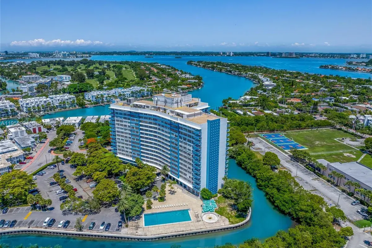 7441 Wayne Ave # 11F, Miami Beach FL 33141