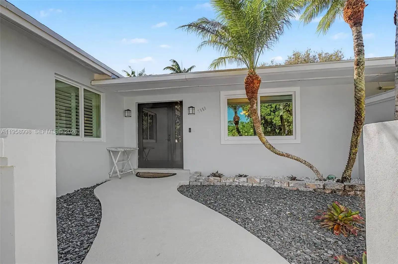 7950 SW 161st St, Palmetto Bay FL 33157 photo 3