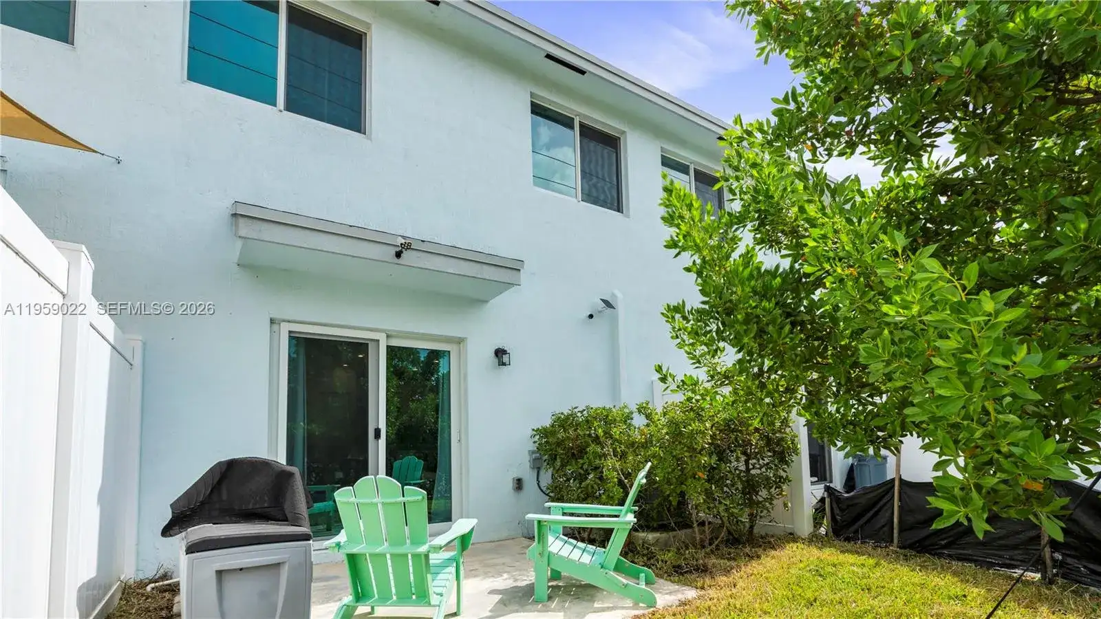 1025 NW 4th Ter, Florida City FL 33034 photo 2