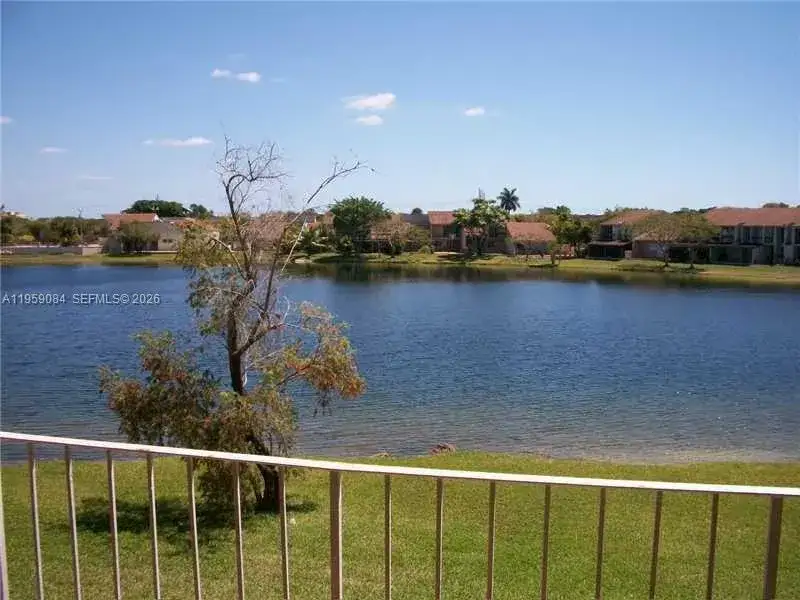 9359 Fontainebleau Blvd # F203, Miami FL 33172 photo 2