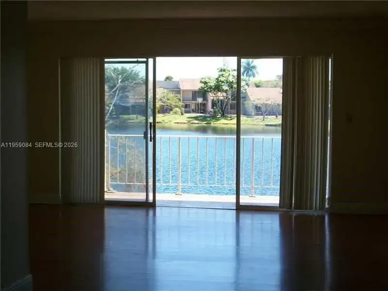 9359 Fontainebleau Blvd # F203, Miami FL 33172 photo 3